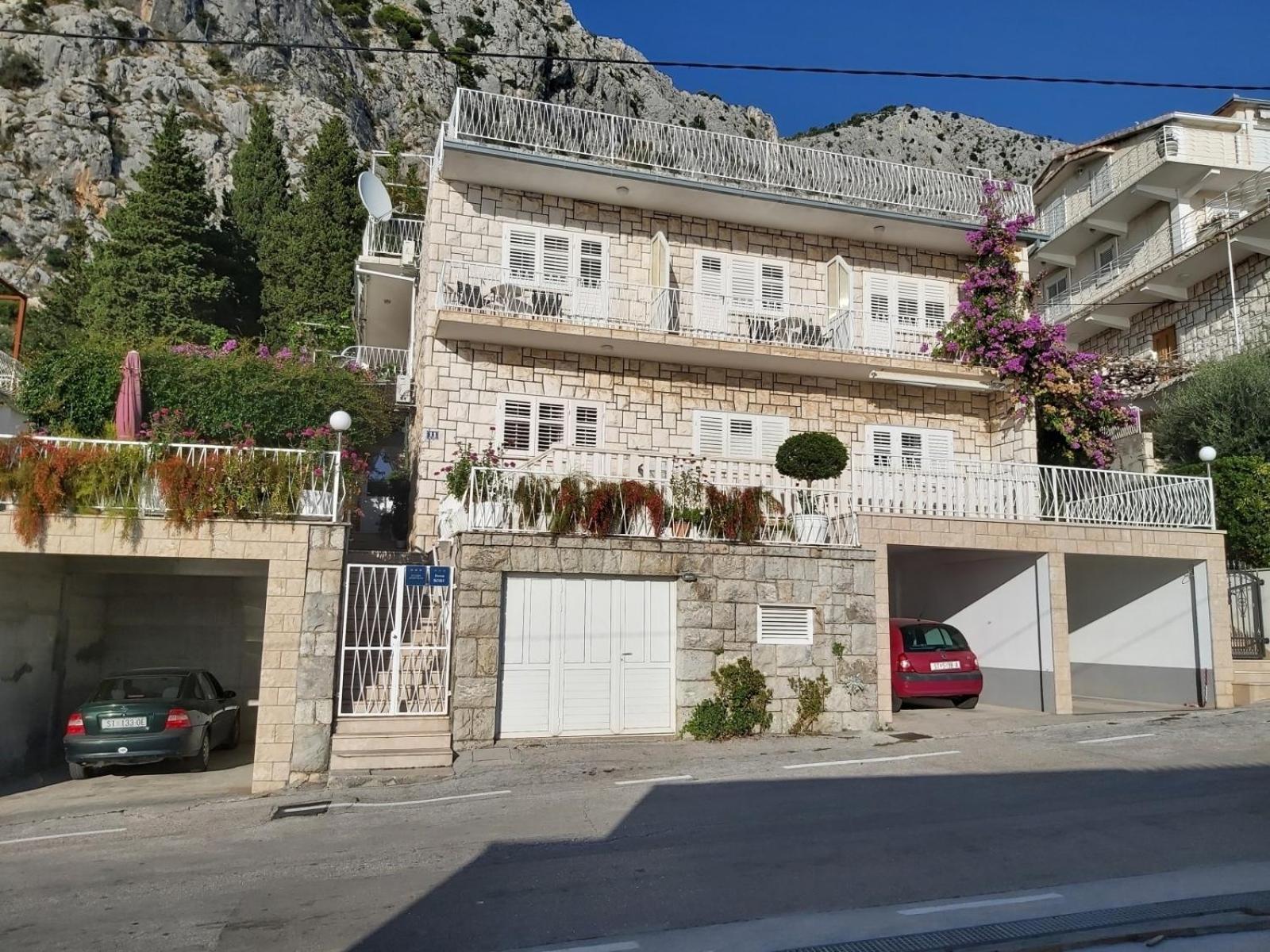 Apartment In Omis With Sea View, Balcony, Air Conditioning, Wi-Fi Buitenkant foto